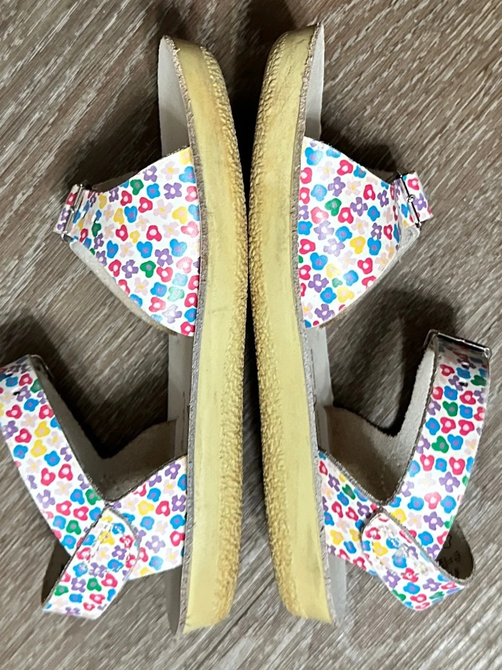 little girls The Salt Water Sandals shoes Sun-San Surfer in floral Size 11 Vgc